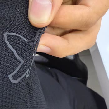 Aldığım Ürünün Amblemi Kusurlu Ve Müşteri Hizmeti Yanıt Vermiyor