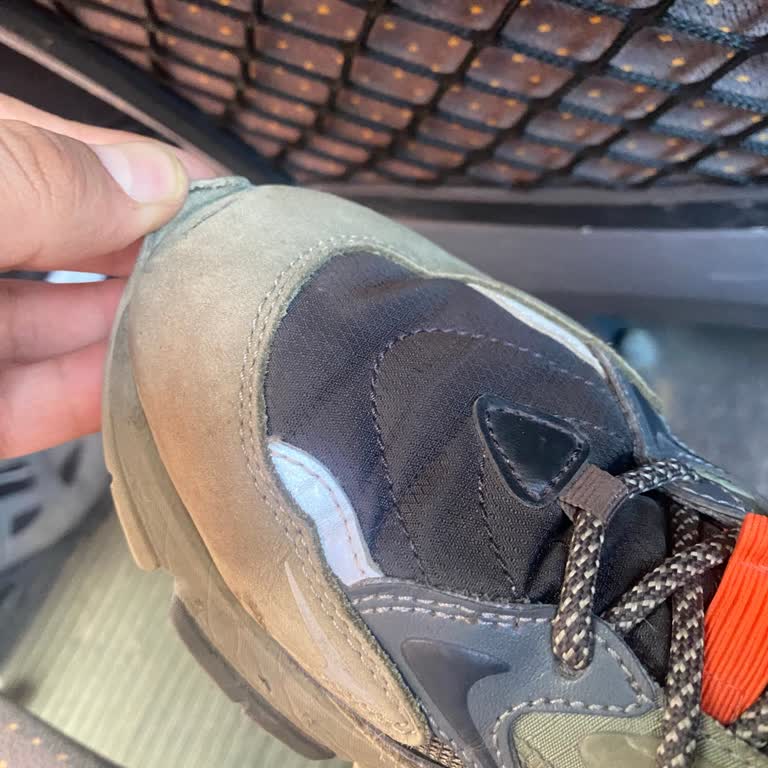 Lacoste Ayakkabıda Kısa Sürede Açılma Ve Deformasyon Hayal Kırıklığı Yarattı