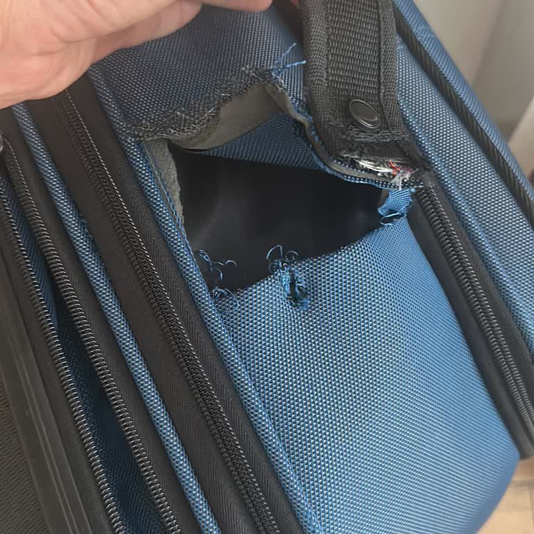 Ajet Bagaj Hasarı Sonrası Mağduriyet Ve Çözümsüzlük Deneyimi