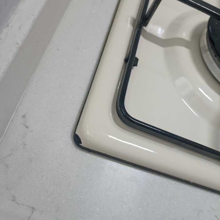 Kumtel Ankastre Setin Hasarlı Parçası 4 Aydır Değiştirilmiyor