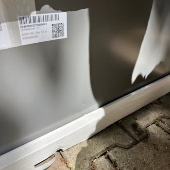 Hasarlı Buzdolabı Teslimatıyla İki Kez Mağdur Edildim