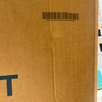 Hasarlı Buzdolabı Teslimatıyla İki Kez Mağdur Edildim