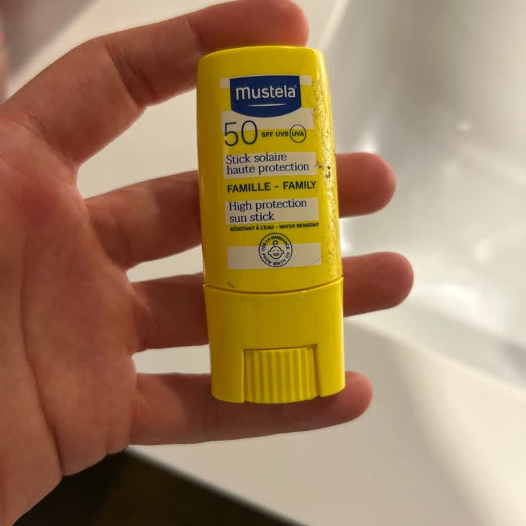 Mustela Stick Krem İlk Kullanımlarda Bozuldu, Mağduriyet Yaşadım