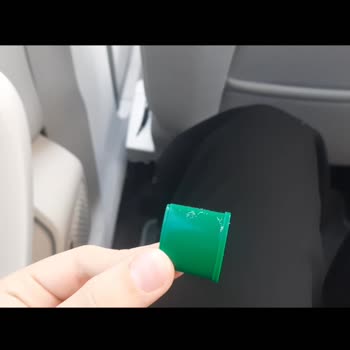 Toybox Üçlü Paketten Çıkan Oyuncaklar Lekeli Ve Kalitesizdi