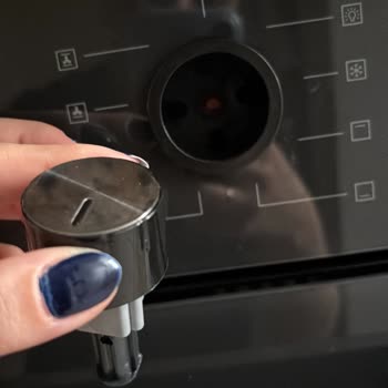 Kumtel Fırının Derece Düğmesi Çıktı, Müşteri Hizmetlerine Ulaşamıyorum