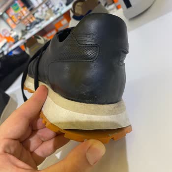 Kısa Sürede Açılan Ayakkabı İçin Kullanıcı Hatası Denmesi Güvenimi Sarstı