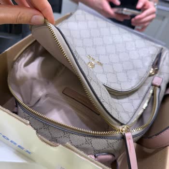 Sırt Çantamın Fermuarı İki Kez Bozuldu Çözüm Sunulmadı