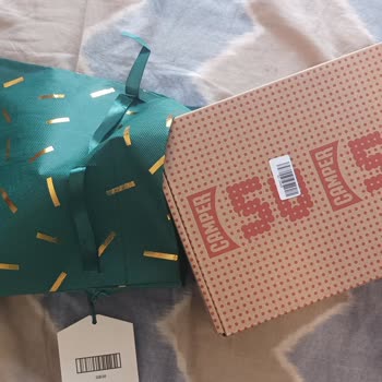 Hediye Paketi Hatası: Amazon'dan Çözüm Beklerken Hayal Kırıklığı