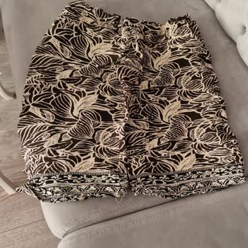 Aldığım Pantolon Şort Oldu, Mağaza Çözüm Sunmadı