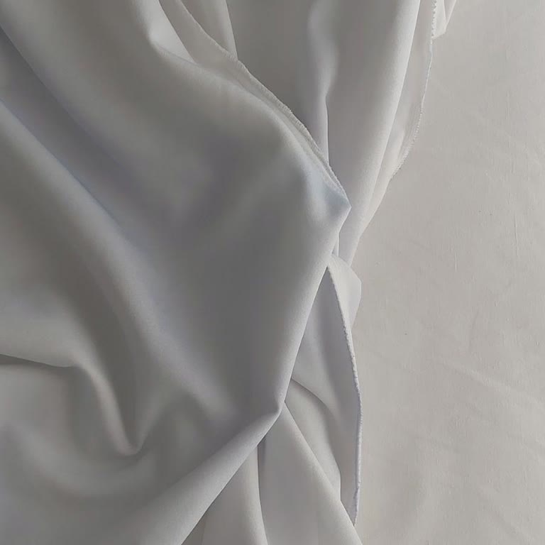 LCW'den Alınan Mayo Elbiselere Ve Cilde Boya Bıraktı