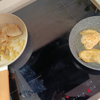 Karaca Swiss Crystal Tava Kısa Sürede Yapışmaya Başladı