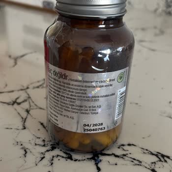 Aynı Ürünün Farklı Partisinde Yaşanan Yan Etki Ve İçerik Şüphesi