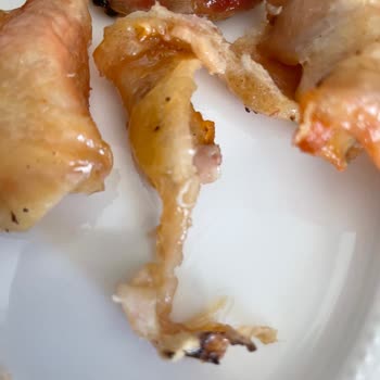 Bozuk Ve Kurtlanmış Tavuk Ürünü Satışı, Müşteri Hizmetlerine Ulaşılamıyor