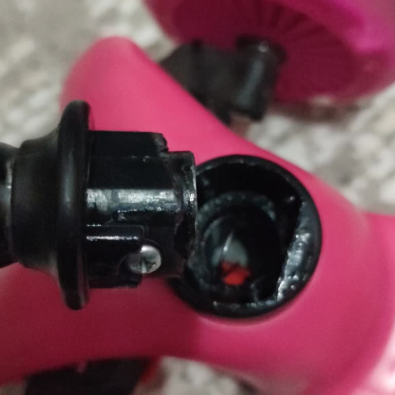 Rokie Scooter'ın Kronik Kırılma Sorunu Ve Müşteri Hizmetleri Mağduriyeti