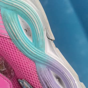 5 Ayda Yıpranan Çocuk Ayakkabısına İade Reddi Şaşkınlığı