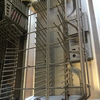 Teka Bulaşık Makinesinde Kronik Panel Silinmesi Ve Sepet Paslanması Sorunu