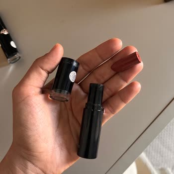 Aldığım Üç Flormar Rujun Hepsi Kırık Çıktı, Firma Dönüş Yapmıyor