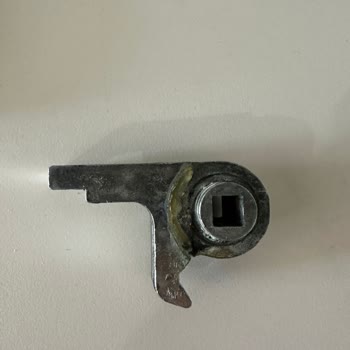 DAF Kapı Kilidi Kısa Sürede Kırıldı, Parça Temini Ve Servis Desteği Sağlanmıyor