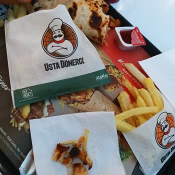 Yanık Tavuk Ve İlgisiz Hizmetle Param Çöpe Gitti
