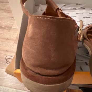 Greyder Sandaleti İçin İnceleme Sürecinde Yaşanan Kargo Ve Mağaza Mağduriyeti