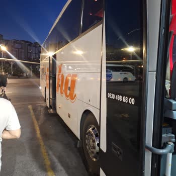 Süha Turizm'de Geç Kalkan Otobüs Ve Müşteri Mağduriyeti