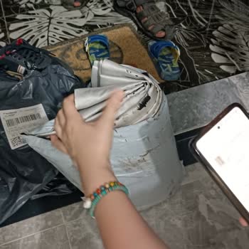 Aldığım Perdeler Paket Hasarı Nedeniyle Kullanılamaz Durumda