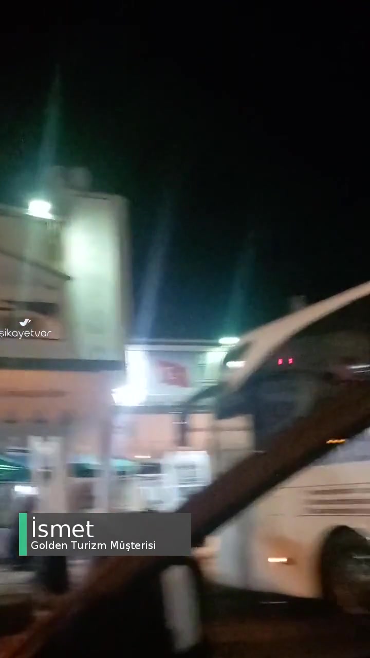 Golden Turizm Karadeniz Rize Terminal Şubeden Şikayetçiyim videonun kapak resmi