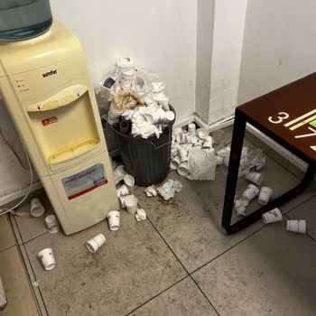 Eğitim Sürekli Erteleniyor Dersler Yapılmıyor Hizmet Alamıyorum