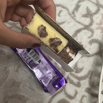 Son Kullanma Tarihi Geçmemiş Alpella'da Benzin Kokusu Ve Tadı Şikayeti