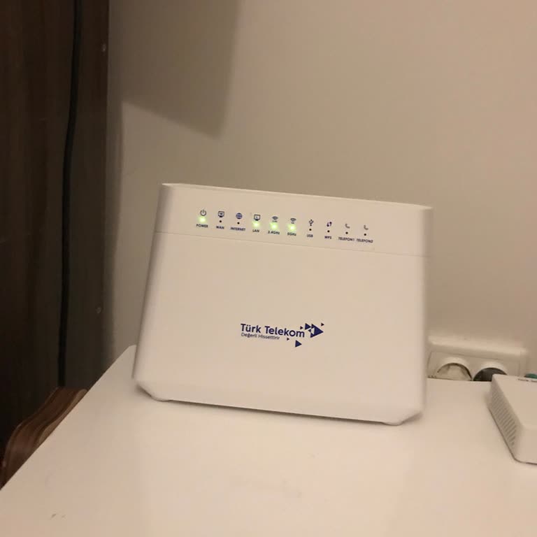 İstanbulun Merkezinde Saatlerce Süren İnternet Kesintisi Ve Ulaşılmaz Müşteri Hizmetleri