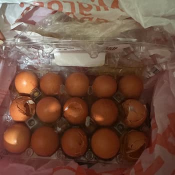 Ezilmiş Ürünler, Kırık Yumurtalar Ve İlgisiz Müşteri Desteğiyle Mağduriyet