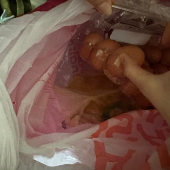 Ezilmiş Ürünler, Kırık Yumurtalar Ve İlgisiz Müşteri Desteğiyle Mağduriyet