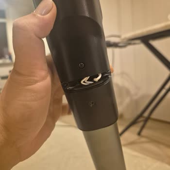 Philips 8000 Aqua Plus Süpürge Borusu Kısa Sürede Kırıldı