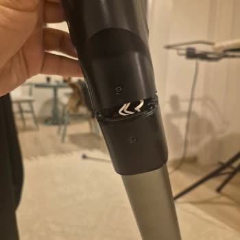 Philips 8000 Aqua Plus Süpürge Borusu Kısa Sürede Kırıldı