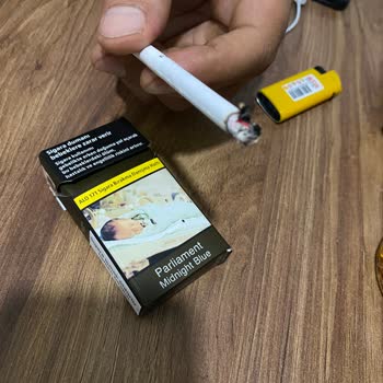 Parliament Midnight Blue'da Kalite Düşüşü Ve Hayal Kırıklığı