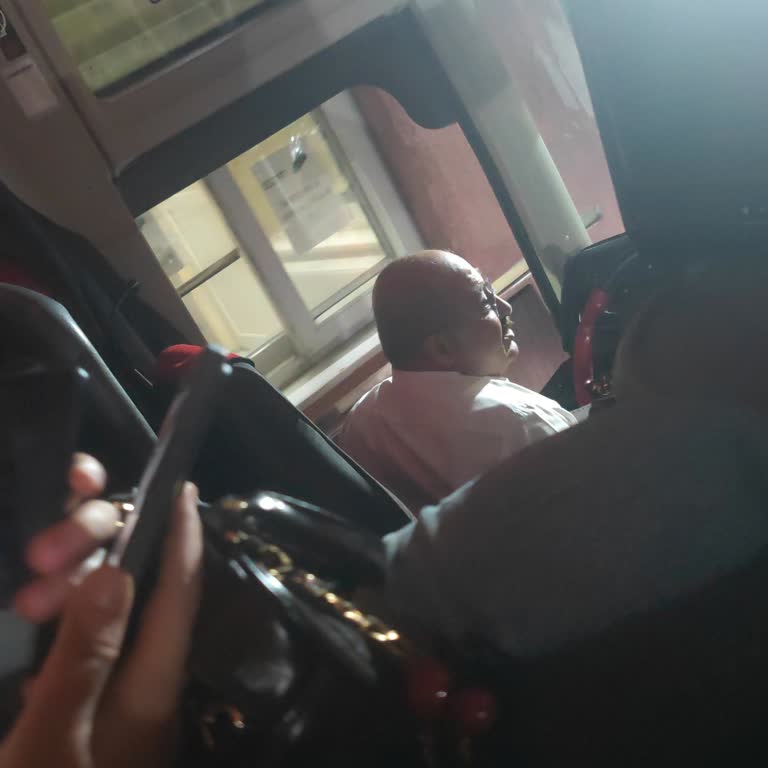 Otobüs Yolculuğunda Saygısız Davranışlar Ve Yolcu Güvenliği Sorunu
