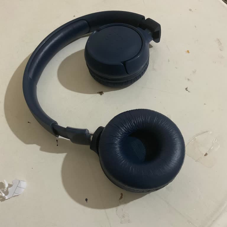 JBL Kulaklığımın Kafa Bandı Kendiliğinden Kırıldı, Çözüm Bekliyorum