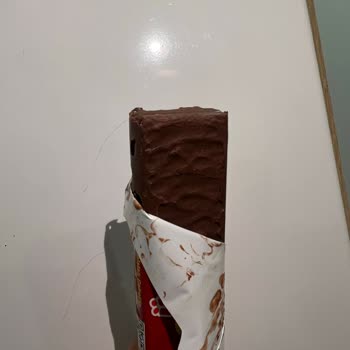 Çikolatalı Gofretin İçinden Kıl Çıkması Güvenimi Sarstı