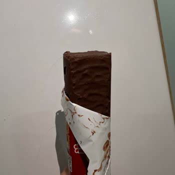 Çikolatalı Gofretin İçinden Kıl Çıkması Güvenimi Sarstı