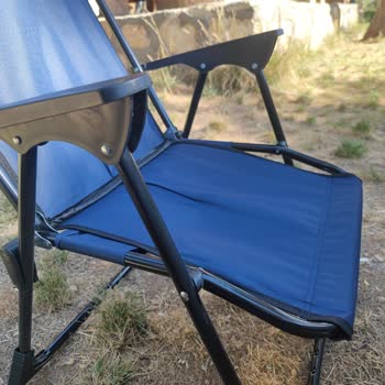 İlk Kullanımda Eğilen Kamp Sandalyesi Hayal Kırıklığı Yarattı