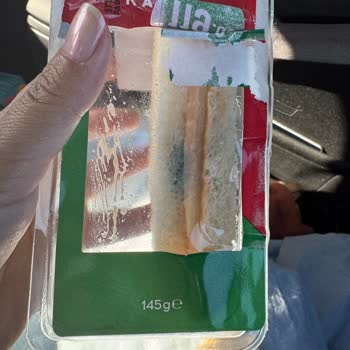 Dardanel Tarihi Geçmemiş Sandviçten Küf Çıktı, İade Ve Özür Talebi!