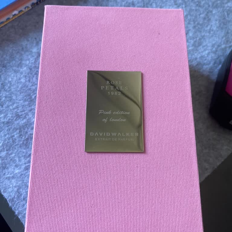 Satın Aldığım Parfüm Mağazada Denediğim Gibi Kokmuyor, Değişim Yapılmıyor