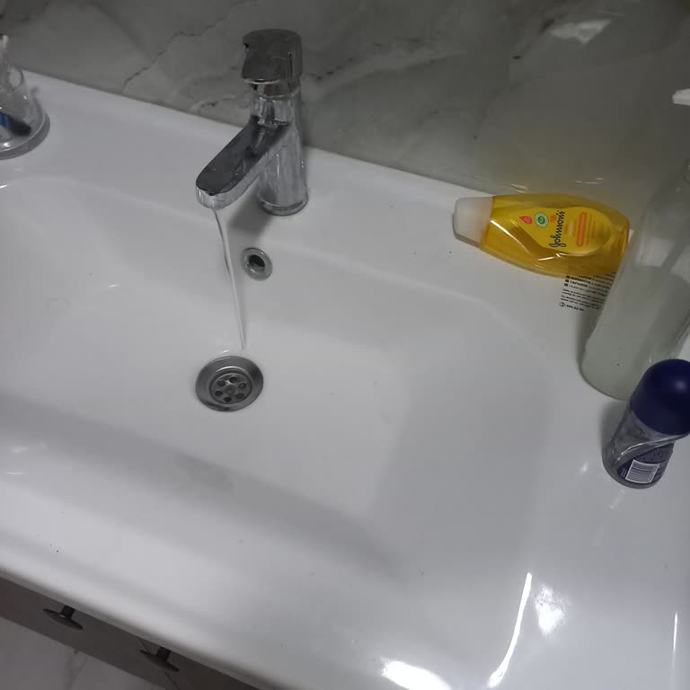 Balıkesir Büyükşehir Belediyesi Bostancı Mahallesinde Moloz Sorunu!