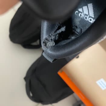 Adidas Ayakkabıda Yırtılma Ve Garanti Sorunu