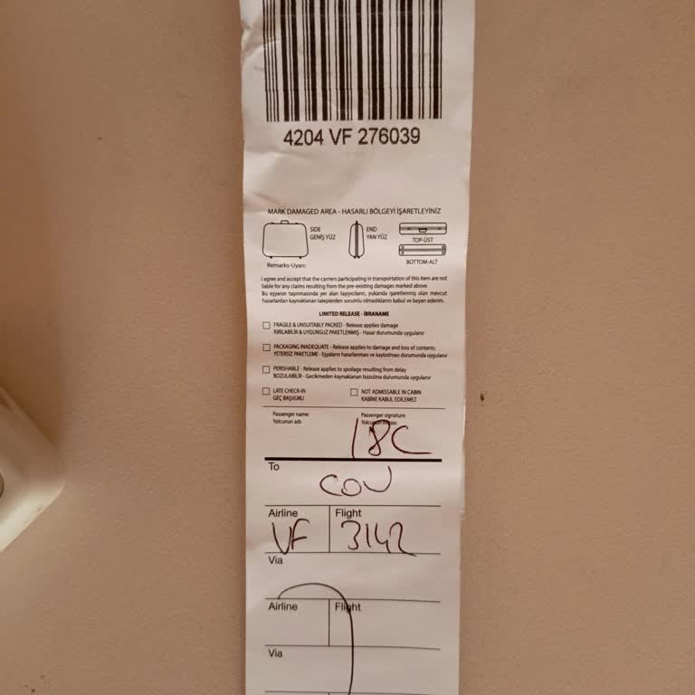 Ajet Uçuşunda Bagaj Mağduriyeti Ve Sorumluluk Kabul Edilmemesi