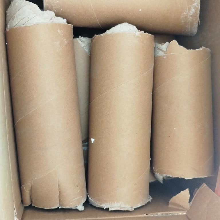 Kargomun İçinden Karton Parçaları Çıktı, Mağduriyetimin Giderilmesini İstiyorum