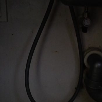 Yüksek Servis Ücretine Rağmen Eksik Ve Hatalı Montaj