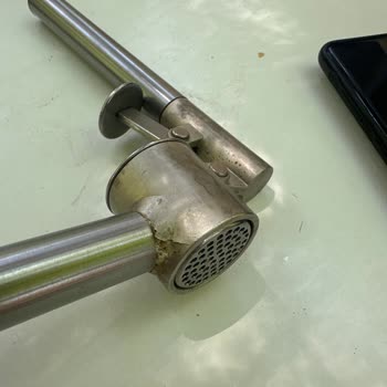 İkea'dan Aldığım Sarımsak Ezeceği Soyulmaya Başladı