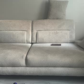 Koltukların Kalitesiz Malzemeden Üretilmesi Ve Teslimat Sorunu