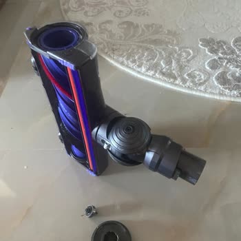 Dyson V12 Süpürge Aparatının Parçası Uzun Süredir Temin Edilemiyor
